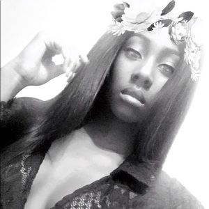 Meet your Posher, Toni